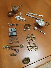 Oggetti vari come da descrizione