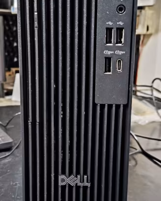 DELL i3 14100 16Gb DDR5 Ssd Nvme Win 11