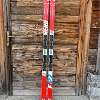 Sci Rossignol da gigante