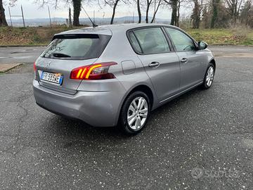 Peugeot 308 BlueHDi 130 S&S EAT8 Active