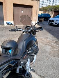 Moto Guzzi V85 - 2024