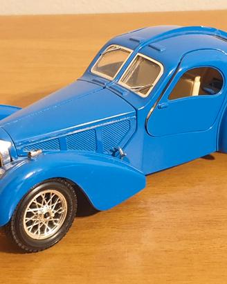 Modellino BUGATTI ATLANTIC (1936) Burago 1:24
