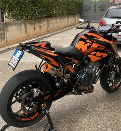 ktm duke 790