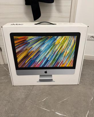iMac 21,5” 1TB + Tastiera e Mouse Apple