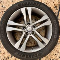 4 cerchi in lega Mercedes-Benz R18