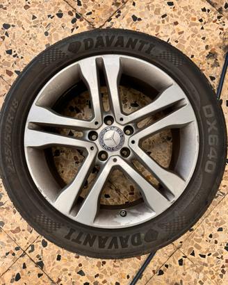 4 cerchi in lega Mercedes-Benz R18