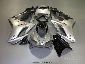 Prezzo speciale Carena TRIUMPH DAYTONA 675 2009