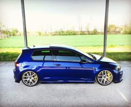 Volkswagen Golf 7 R