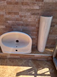 lavabo con colonna