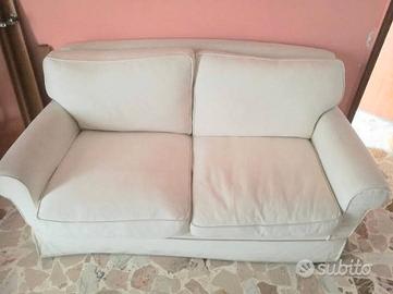 divano in tessuto sfoderabile 