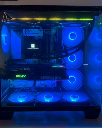 Computer fisso per gaming, editing, rendering, AI
