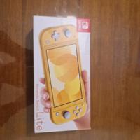 Scatola nintendo switch lite gialla