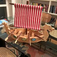 Barca vichinga in legno