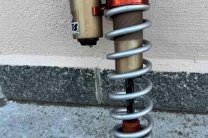 AMMORTIZZATORE KYB PER YAMAHA 125