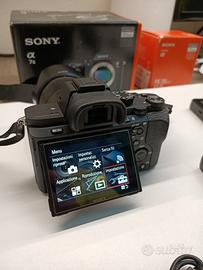 Sony Alpha 7II con obiettivo FE35mm F1.8