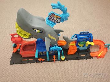 Hot Wheels Autolavaggio Car Wash Shark Squalo