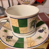 Set 2 tazze da colazione con piattini