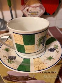 Set 2 tazze da colazione con piattini