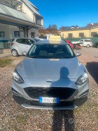 Ford focus active sw