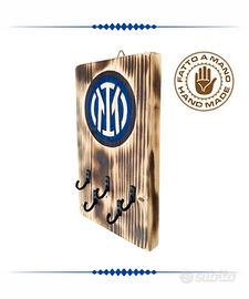 APPENDICHIAVI IN LEGNO CON LOGO FC INTER