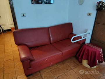 divano letto in pelle 