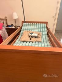 Letto articolato elettrico per anziani