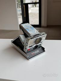 Polaroid SX-70 Sonar Autofocus modificata