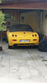 Fiat Barchetta gialla