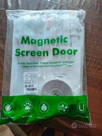 Zanzariera con velcro 