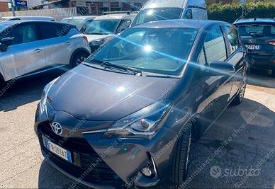 Toyota Yaris 1.5 Hybrid 5 porte Business Bluetooth