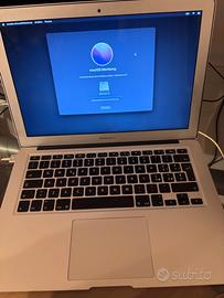 MacBook Air i5 2015 8GB RAM 256GB SSD