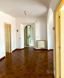 Vendesi affittasi appartamento 94 mq