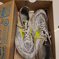 Scarpe chiodate atletica Asics Wire 6