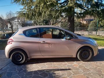 pegeot 208