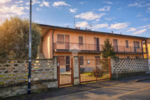 BIFAMILIARE A LANDRIANO