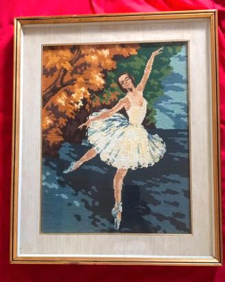 Quadro a mezzo punto "Ballerina" - Cornice Dorata
