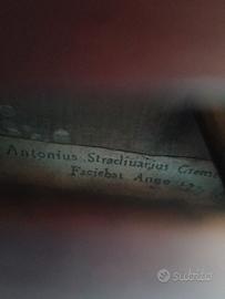Violino Antonius Stradivarius Cremonenfis