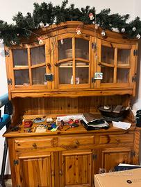 Credenza in stile rustico