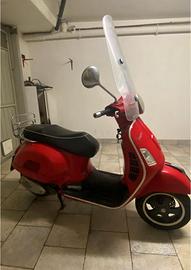 Vespa Piaggio 300 c.c.