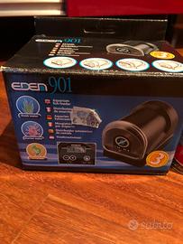 Distributore automatico cibo pesci