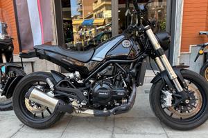 Benelli Leoncino 500 Strada
