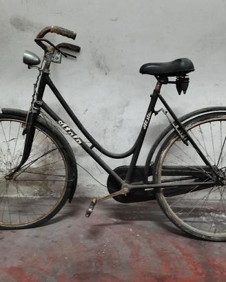 Bicicletta da restaurare freni a bacchetta 
