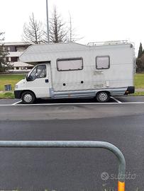 camper mansardato Rimor