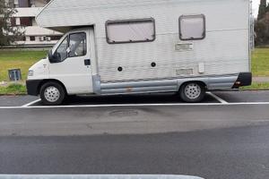 camper mansardato Rimor