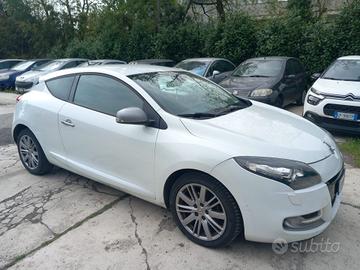 Renault Megane Mégane Coupé 1.6 dCi 130CV Start&St