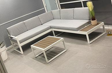Divano angolare da esterno in alluminio bianco