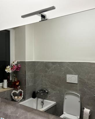 Lavandino e specchio