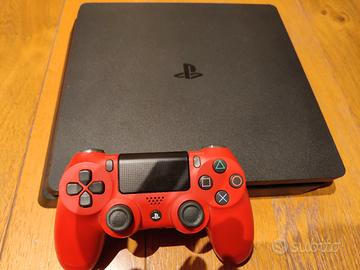 PLAYSTATION 4 SLIM