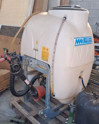 Botte per diserbo MM 400 lt attrezzature