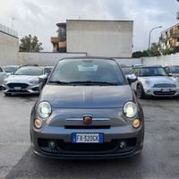 Abarth 500C 1.4 TURBOBENZINA 140CV 2010